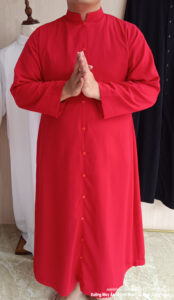 Mẫu áo giúp lễ - lễ sinh màu đỏ đẹp nhất